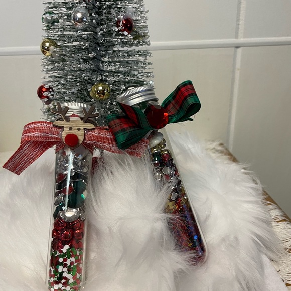 ** NEW listing ** Great stocking stuffers & projects with the kids - Picture 6 of 6